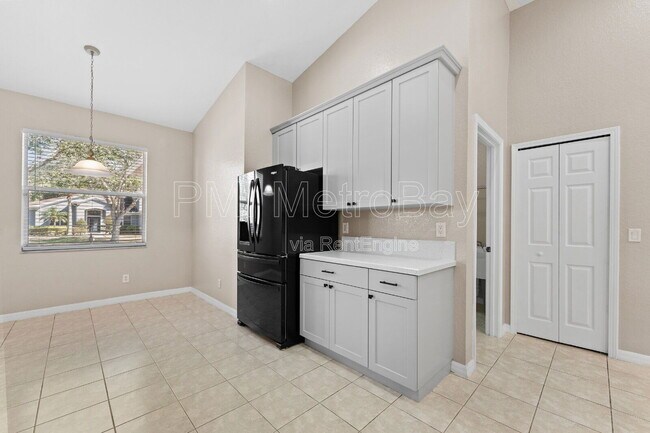 Building Photo - 11709 Holly Creek Dr