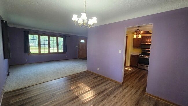 Building Photo - Charming 3-Bedroom Home in Prime Ankeny Lo...