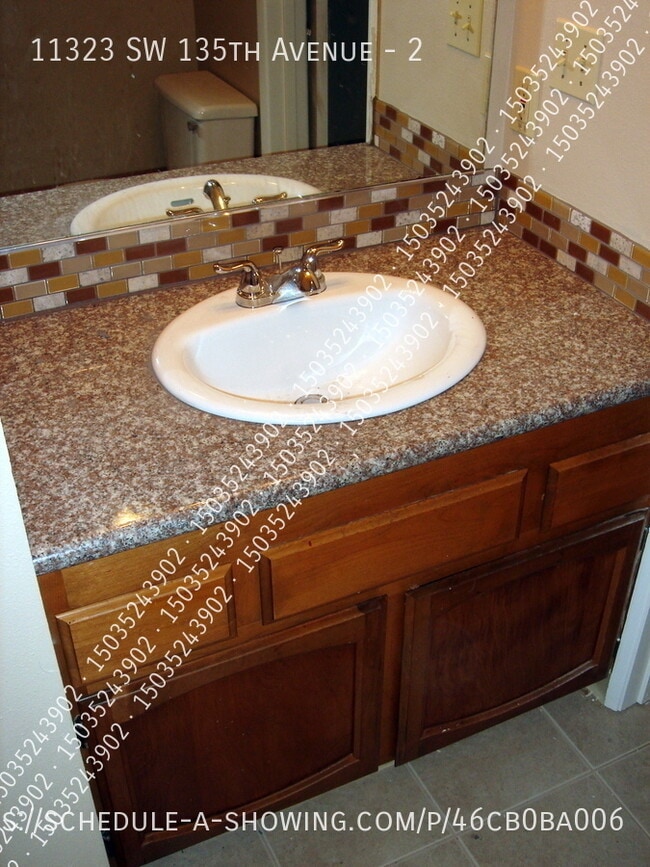 Building Photo - 11323 SW 135th Ave