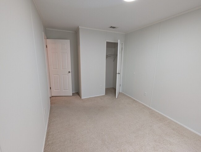 Building Photo - 6806 Pearson Ln