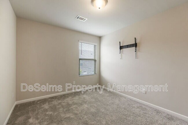 Building Photo - 2838 Haversack Cir
