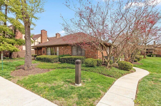 Building Photo - 2257 Rome Dr