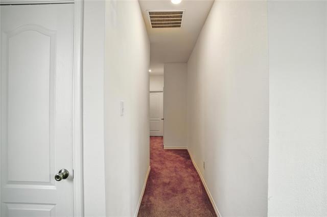 Building Photo - 604 Bronze Forest Dr