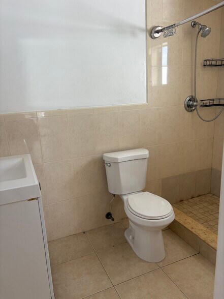 Building Photo - 10310 SW 34th St