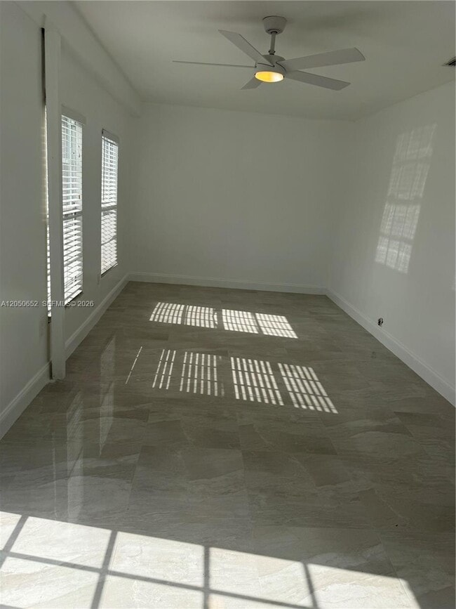 Building Photo - 2100 N 52nd Ave