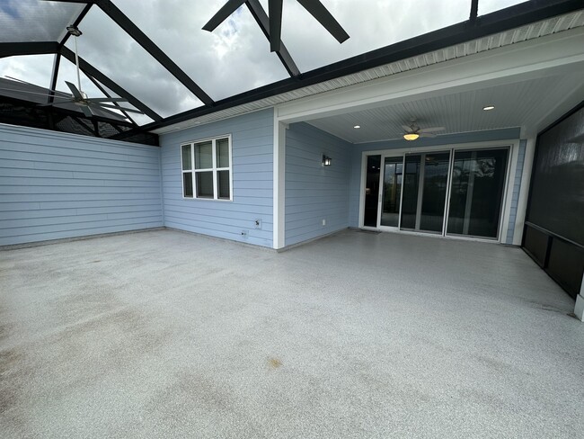 Building Photo - 319 Flip Flop Ct
