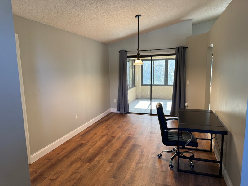 Building Photo - 1238 Bent Oak Trail