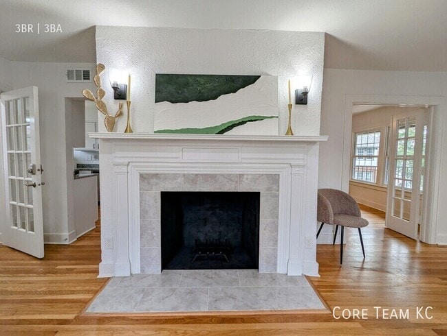 Building Photo - 1120 Ward Pkwy