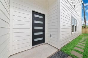 Building Photo - 4010 Dreyfus St