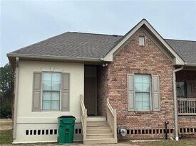 Building Photo - 285 Bella Sera Ln