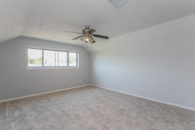 Building Photo - Beautifully renovated 4 bedroom home in a great subdivision