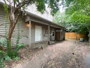Building Photo - North Austin Living in The Affordable 2 Bedroom