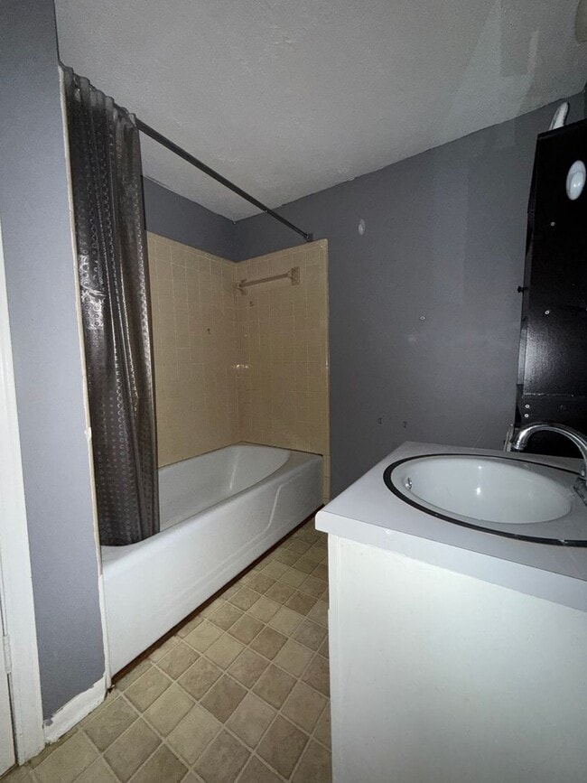 Building Photo - One Bedroom Apartment in Wadesboro
