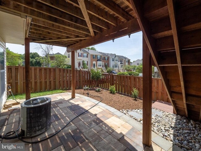 Building Photo - 20900 Rosebay Pl