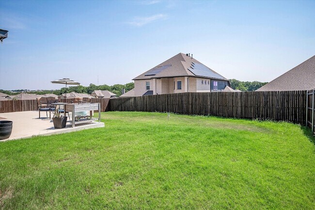 Building Photo - 1202 Alderwood Dr