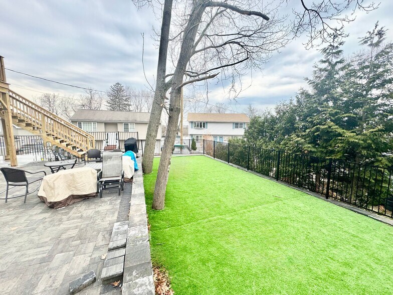 Building Photo - 24 Baltimore St