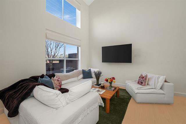 Building Photo - 4561 Woodsboro Ln