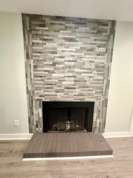 Building Photo - 1258 Creekside Ct