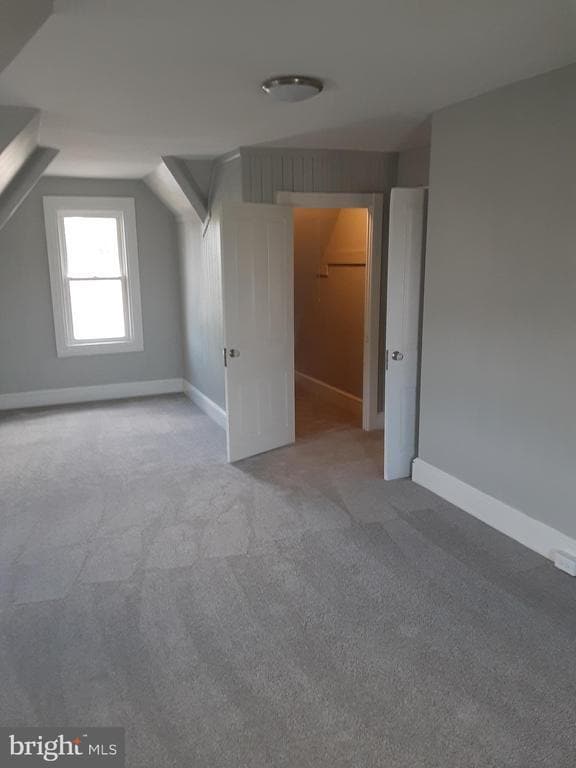 Building Photo - 2423 Fairview Ave