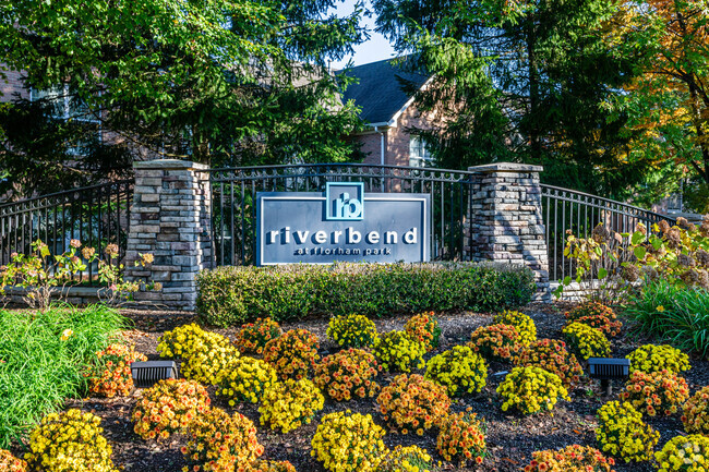 Building Photo - River Bend at Florham Park