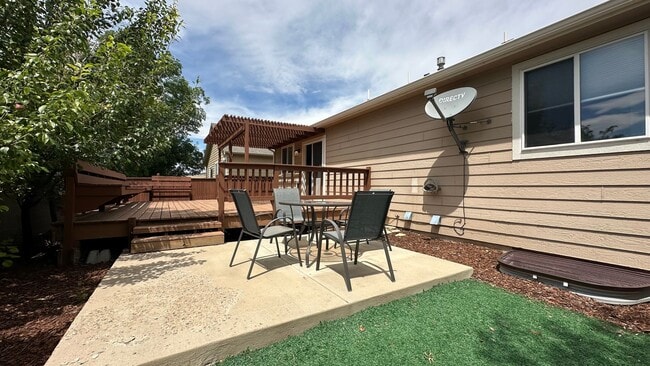 Building Photo - Great Home in West Loveland