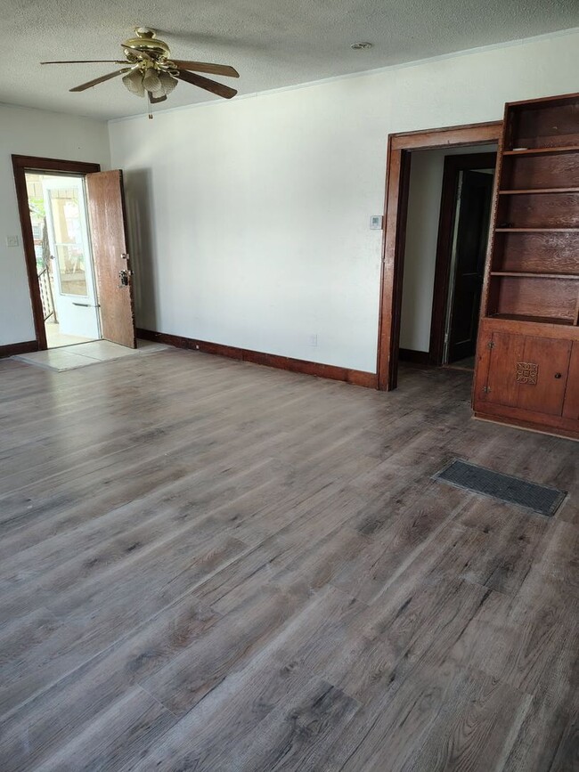 Building Photo - **Available Now...Never Have to Move Again! Don’t Miss Out…This Home Will Go Fast!**