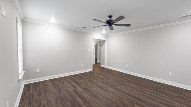 Building Photo - 1522 Woodard St