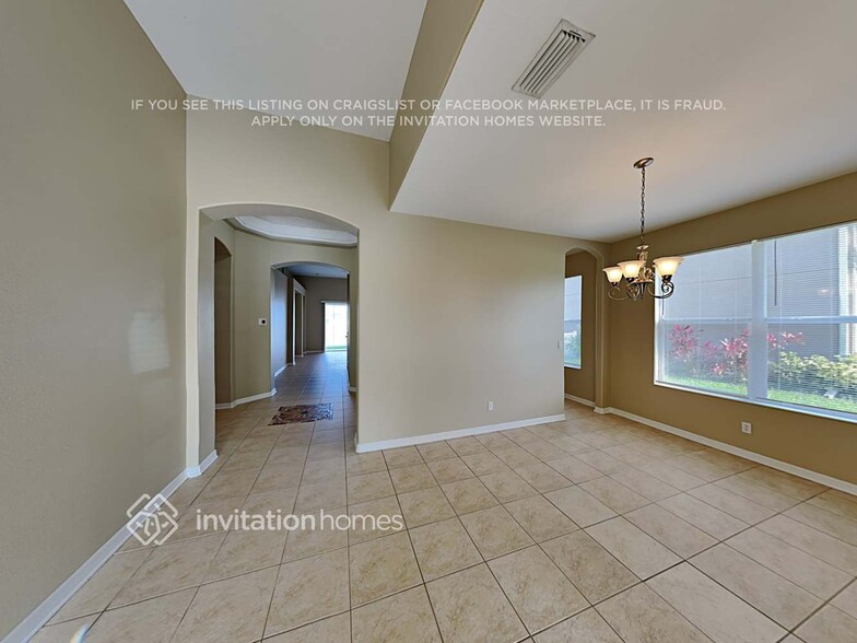 Building Photo - 7178 50th Ave Cir E