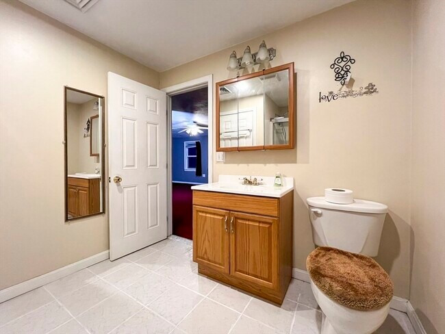 Building Photo - 168 Park Ave