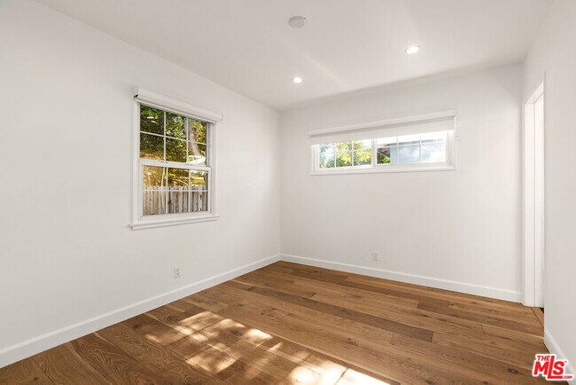 Building Photo - 5812 Bevis Ave