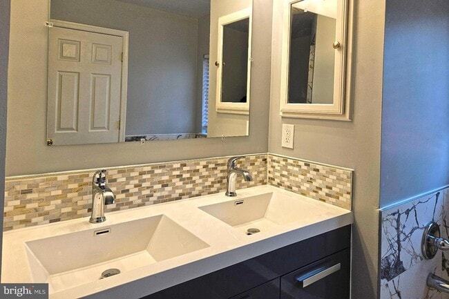 Building Photo - 6329 Morning Time Ln