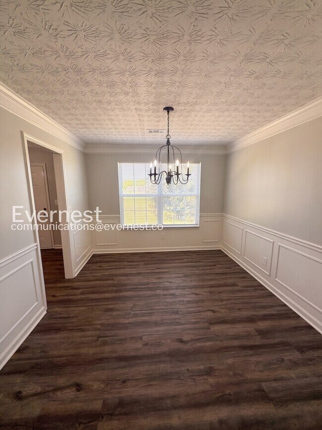 Building Photo - 459 Sawtooth Ln