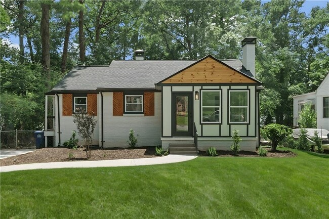 Primary Photo - 1658 Altadena Pl SW