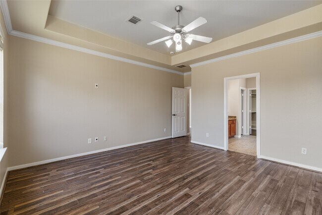 Building Photo - 24822 Dutton Point Dr