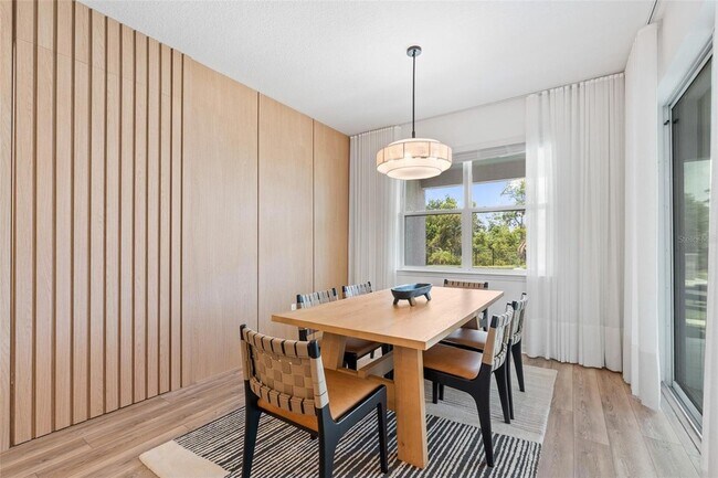 Building Photo - 8105 Fenton St