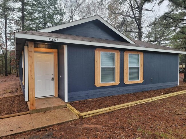 Building Photo - 10265 Country Hills Blvd
