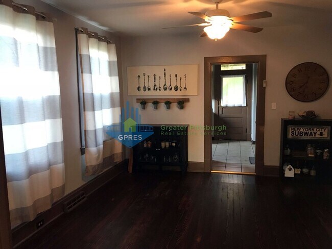 Building Photo - 2-bedroom 1st floor apartment for rent in Oakmont