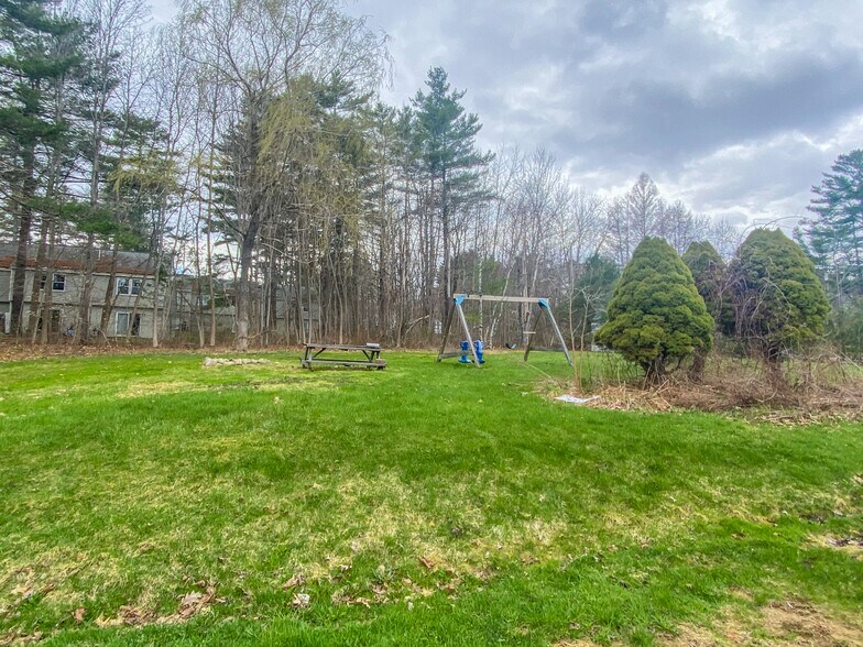 Building Photo - 576 Maine Ave