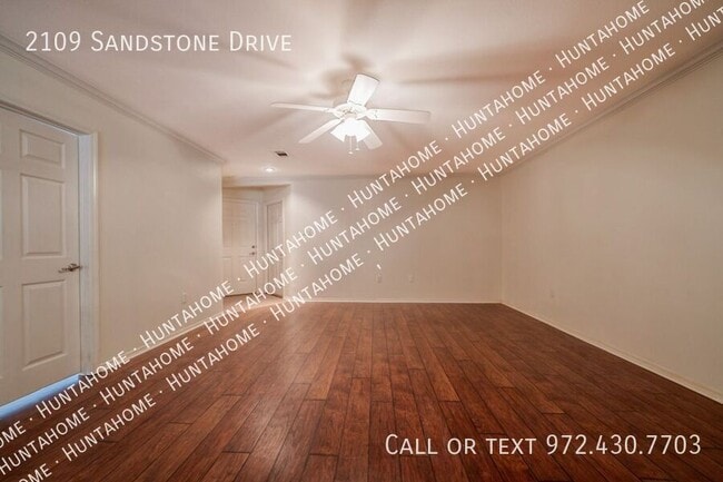 Building Photo - 2109 Sandstone Dr