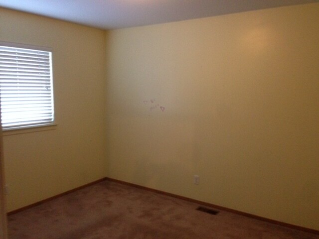 Building Photo - 16024 Hauss Ave