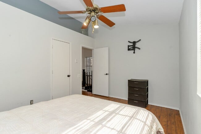 Building Photo - 1507 Maybrook Ct