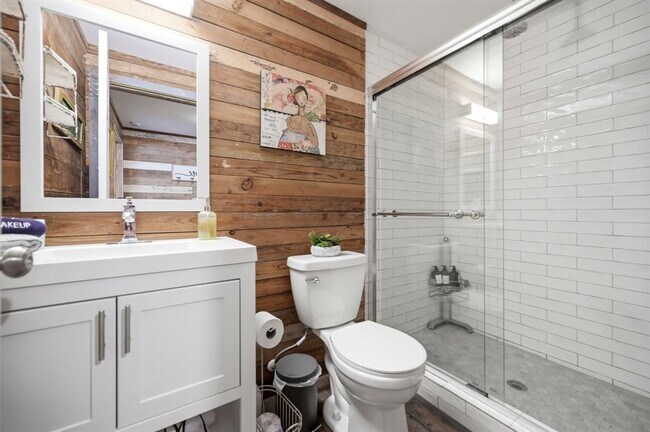 Building Photo - 82 Guada Coma Dr