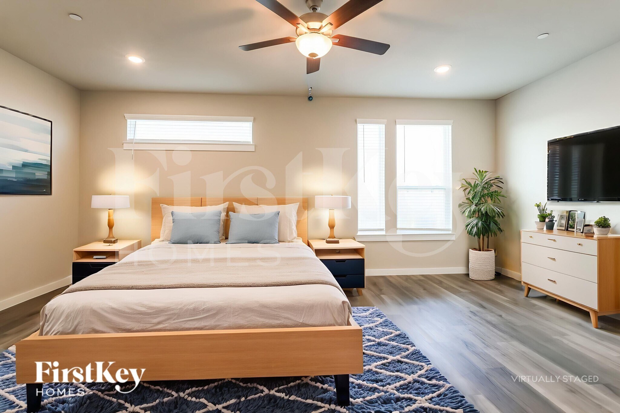 Building Photo - 381 N Centro Cir