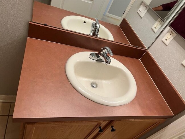 Building Photo - 20027 Heritage Point Dr