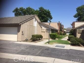 Building Photo - 1371 W Cerritos Ave