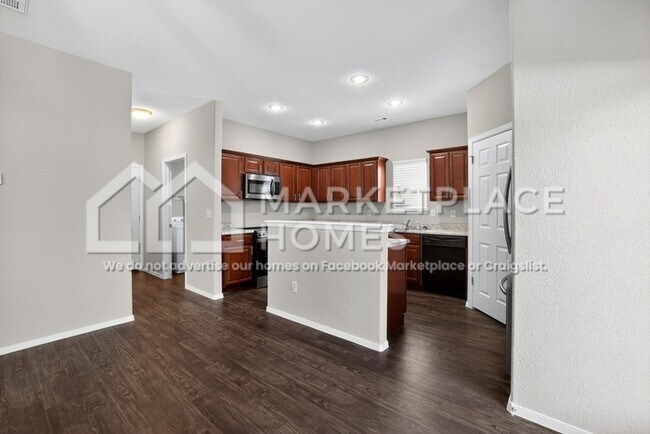 Building Photo - 5066 W Claxton Cir