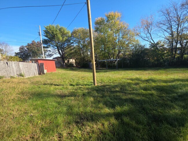 Building Photo - Spacious 3 Bedroom Home with Limited-Time $500 Move-In Special