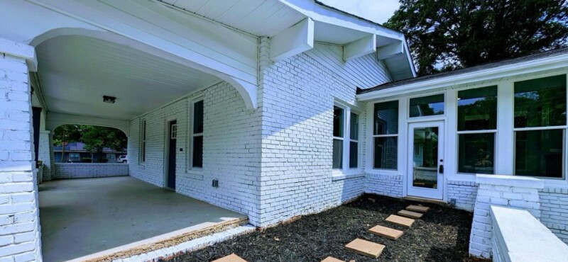 Building Photo - 113 Brawley St