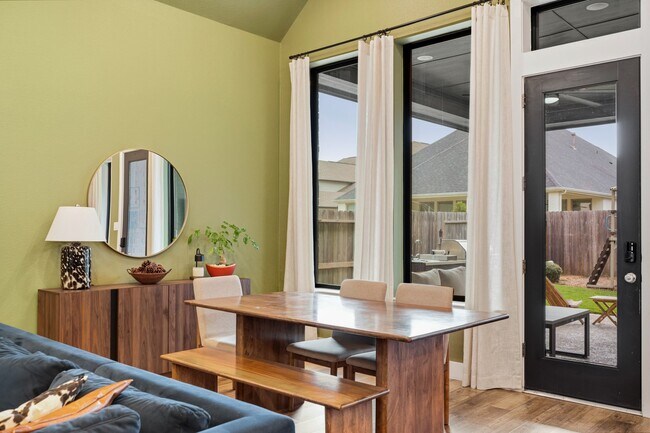 Building Photo - 8902 Iron Forge Rd