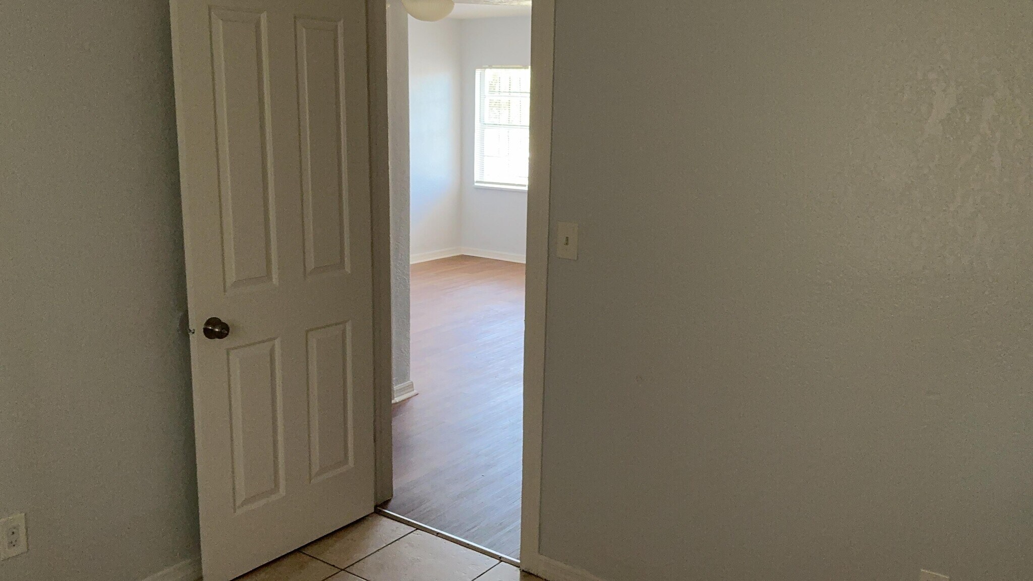 Building Photo - 1306 Carlsbad Pl